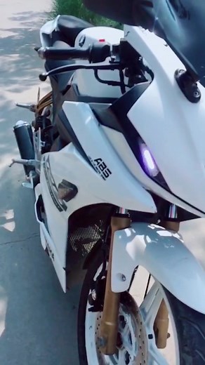 Yamaha R15: Full Modified Showcase for Bike Lovers