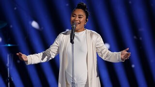 AGT Champ Jessica Sanchez Belting "Die With a Smile" Is Masterful: "A Pregnant Angel"