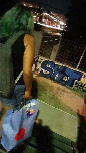 mattress trample by one girl (others avoided it)