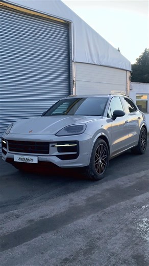 We’re installed the best Thinkware U3000 Pro front and rear dashcams to this Porsche Cayenne 💫📸