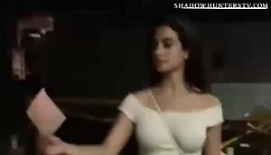 1.1K views · 63 reactions | Isabelle Lightwood: Queen of Pyrotechnics We've gotten some awesome behind-the-scenes videos of the whip-whirling Isabelle Lightwood. Catch an exclusive behind the scenes video of Emeraude Toubia playing with fire. Literally! #Shadowhunters @EmeraudeToubia ~Mrs Carstairs | Shadowhunters Fans | Facebook