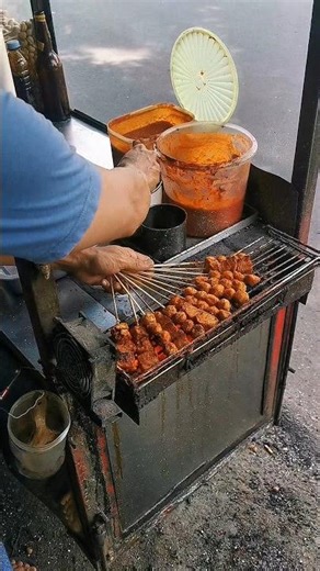 Grilled Meatballs, a Spicy Culinary Delight from East Java, Jombang Regency // Baso Bakar Jombangan