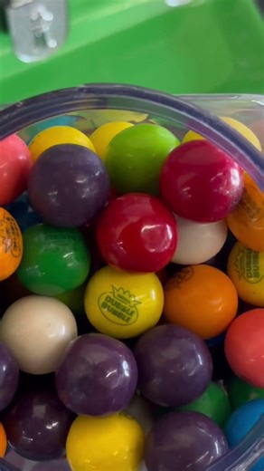 Candy Machine BUSINESS! Restock & Collection💰#youtubeshorts #candymachine #restock #collection