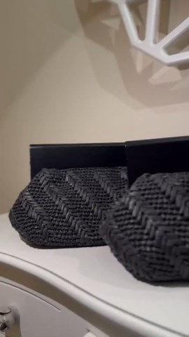 Handmade Crochet Raffia Clutch with Premium Wooden Frame