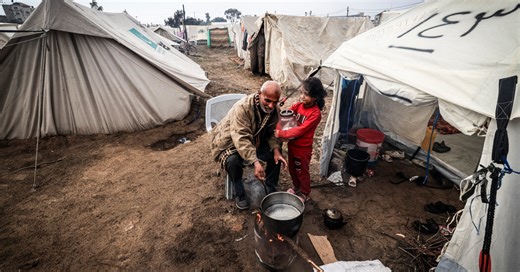 Displaced Gazans Put Pressure on Egypt’s Border