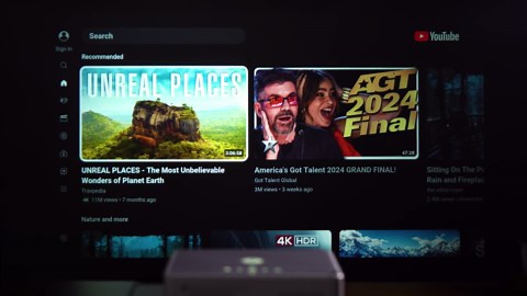 VANKYO Leisure L570S Native 1080P Projector with Dolby Audio, Auto Focus, Built-in Streaming Apps, Full HD 5G Wifi Bluetooth Outdoor Movie Projector