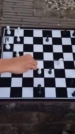 First chess game at park-14 #chess #gameplay #games #winner #pune #park #player #letsplay #letslearn