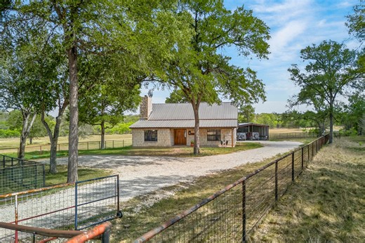 1077 Burdette Wells Rd, Lockhart, TX 78644 - MLS 3322036 - Coldwell Banker