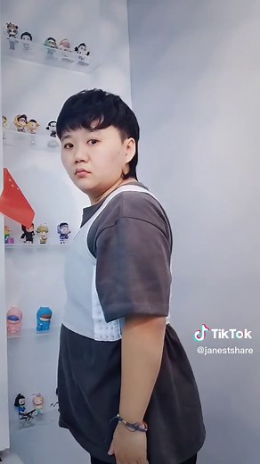 #chestbinder #lgbtq #lesbian #tomboy #coolgirl #foryoupage #fyp #fypシ #worldcup #lgbt🏳️‍🌈 #girllovegirl🏳️‍🌈 Chest binder makes your chest look smaller