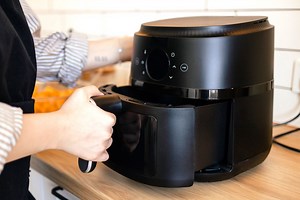 Air-Frying vs. Deep-Frying: How They Compare in Calories, Fat, and Flavor
