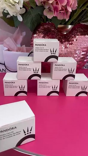Look how to clean our Pandora jewelry with our Care kit.💞🎉 Visit us now at Pandora Paseo Herencia, Pandora Oranjestad and Boolchands✨ | Pandora Aruba