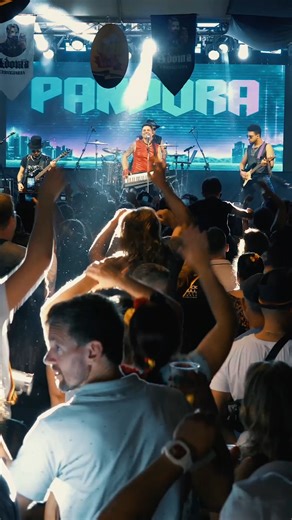 #tbt desse show que registramos e está completo no youtube. Pandora Pra Sentir e Viver!!! #pandora #bandapandora | Banda Pandora