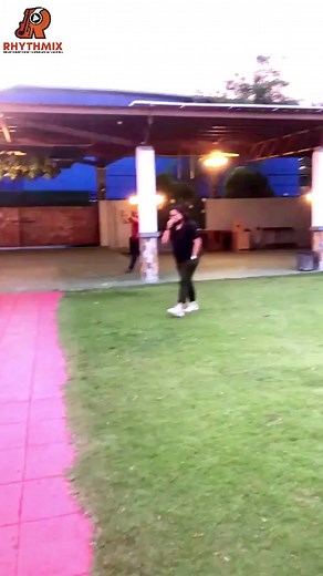 Bose L1 Pro 16 Available At Rhythmix Enterprises Bose L1 Pro 16 - Open Area 1pc Only At Zion Events Place If you are looking for a beautiful outdoor events place with quality sounds contact Zion Events Place. Authorized Dealer Guaranteed 2 Years Full Unit Replacement Warranty 100% Original NOT BLACK MARKET SRP PHP 140,000 SEND A DM FOR SPECIAL OFFERS! For orders & inquires please contact: 09176362749 09178707678 09161490227 09178707674 Thanks & God Bless #Bose #Rhythmix #rhythmixenterprises #L1P