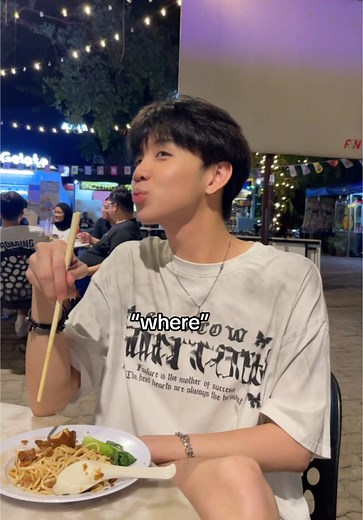 Friendship: The Gay Best Friend Experience