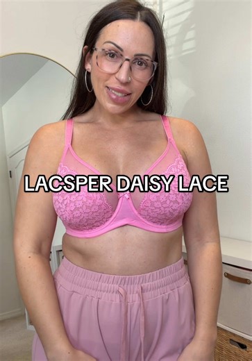 Daisy Lace Minimizer Bra: Affordable Midsize Fashion