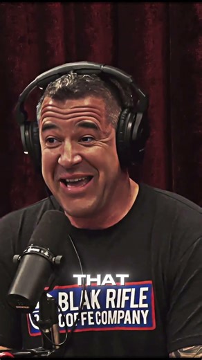 Joe Rogan and Andy Stumpf Discuss Preparing for Complex Podcast Conversations