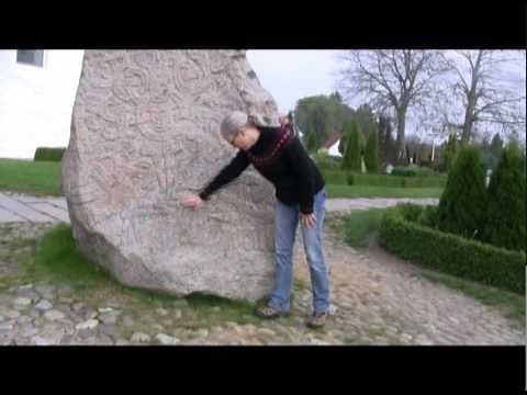 Jellingstenen, Harald Blåtands runesten - Danmarks dåbsattest!