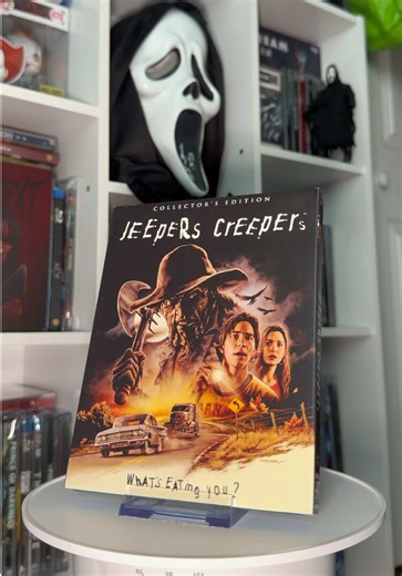 One of my all time favorites and the artwork is sick 🔥🔥 #physicalmedia #physicalmediacollector #bluray #horrormovies #jeeperscreepers