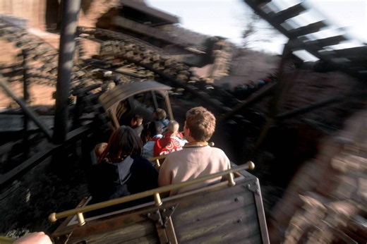 Phantasialand Quick Pass: So verkürzt du die langen Wartezeiten