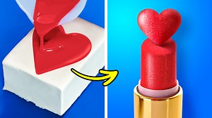 69K views · 2.6K reactions | I tested beauty hacks from TikTok | Testing makeup trends, nail art techniques and hair dyeing | 5-Minute Recycle | Facebook