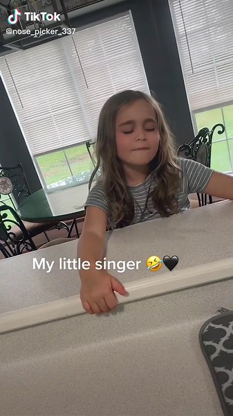 My little singer. #daughter #sing #cute #louisiana #family #mom #singing #fyp #foryou #foru