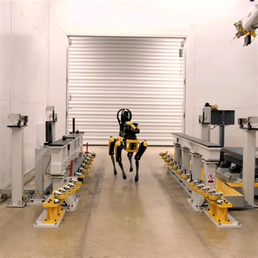10K views · 47 reactions | 烙 Jaguar Land Rover (JLR) has recruited an unlikely new member of staff to its factory floor – a robotic guard dog it is calling Rover. Read the full story here  https://www.telegraph.co.uk/news/2024/09/13/watch-robot-guard-dog-employed-at-jaguar-land-rover-factory/  Video credit: JLR | The Telegraph | Facebook