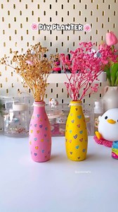 6.3M views · 112K reactions |  . . Dried flowers from @garg_novelties Paints from @artikate.official . . . . . . . Reference - Pinterest #diy #diycrafts #diyhomedecor #paintingart #artoftheday #artofinstagram #acrylicpaintings #acrylicart #artreels # | Upasona Paul | Facebook