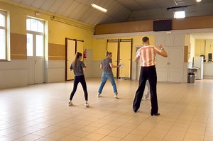 116K views · 1.6K reactions | NEW ULTRA BEGINNER 鸞 鸞100% Country 鸞 32C | 4W | 1 easy tag ✨ Choreographed by Ben Murphy  ‘ A BAR SONG ‘  Colin Ghys Line Dance Choreography | Colin Ghys Line Dance Choreography | Facebook