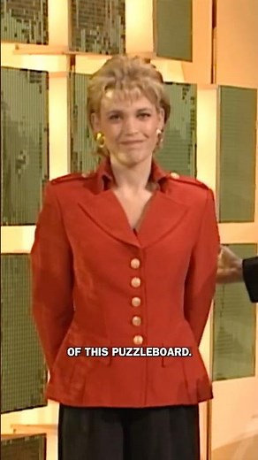 The LAST time Vanna manually flipped a tile EVER! | Wheel of Fortune