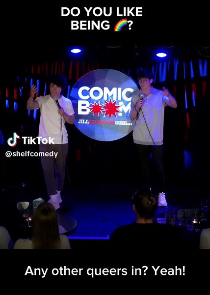 hope all the gays from this gig are doing better now #standup #comedy #queer #lgbt #androgynous #masc #lesbian #nonbinary #sketchcomedy