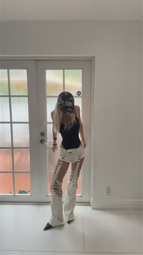 rachel on Instagram: "#reels #fashion #explore"