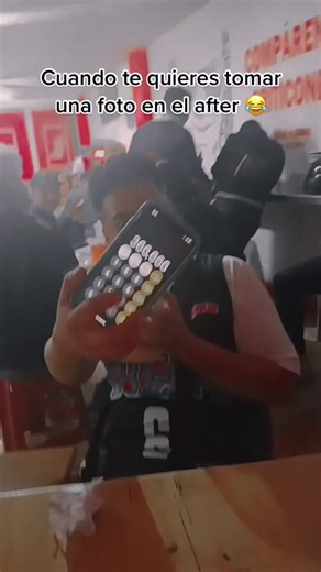 Videos de chico_brillantina (@chico_brillantina) con “Fumando Mota - Los Lara”