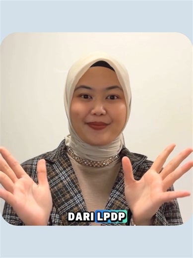 Dips, meet our International Undip alumni who’s taking the next step by studying for a Master’s at Goldsmiths, University of London 🇬🇧✨ So proud! #fyp #international #alumni #undip @fisipundip.official