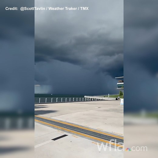 "FLORIDIANS WILL UNDERSTAND!" ☀️🌧️ This video captured on St. Pete Pier sums up Florida weather perfectly. bit.ly/3HnoyNU | WFLA News Channel 8