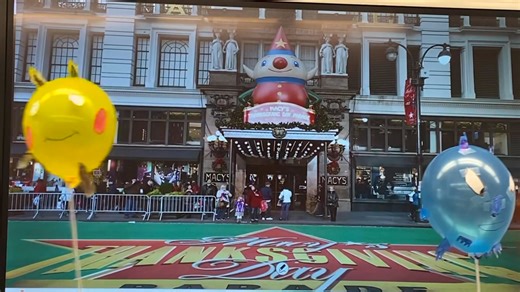🎈💛 Tradition creativity = magic! Ms. Leyva’s annual Thanksgiving balloon float project brought out the very best in her 2nd graders. | Evergreen Elementary School Yreka