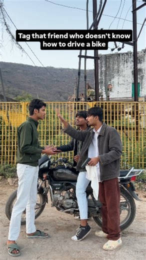 sameer khan on Instagram: "Gaadi chalana nhi ati . . . #comedy #fanny #foryou"