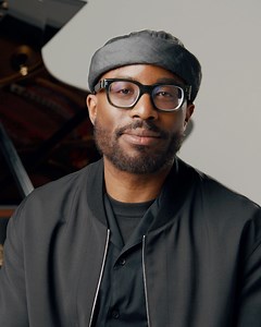 The piano tutorial for Guiding Light, taken from Alexis Ffrench's new album Truth, is out now over on my his YouTube channel. Make sure to share how you get on and tag Alexis! Watch the full tutorial here: youtu.be/yckCGfiV-ZY | Sony Classical