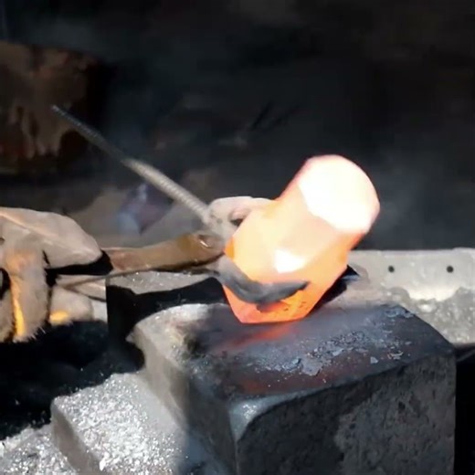 Hammer Forging Process | Hot Metal Shaping in Traditional Workshop
