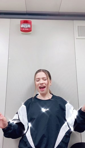 Ariana Grande 'My Hair' Whistle Note Cover | Singing Riff