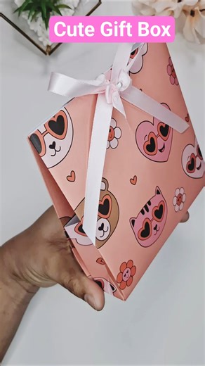 Cute DIY Gift Box! #papercraft #diy #craft #shorts #giftideas