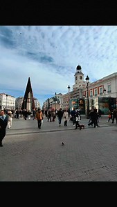 Paseo por la puerta del Sol Madrid ♥️ 🇪🇸 #madrid #madridspain #madridcity #madridmola #halamadrid | fotos madrid