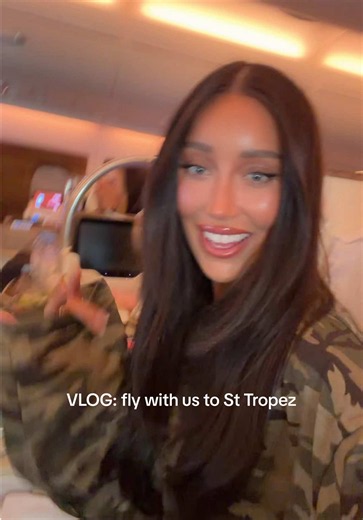 A very chaotic fly with us 💃🏼👀 | Come Fly With Us