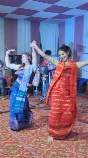 Some Beautiful moments of Rowta(Udalguri District). Rowta wnswlni gaswibw raijw raja nwngthangmnjwng rongjanw mwnnanwi jwbwt gwjwnnai mwnbai ❤️💃🤗 #RongjaliBwisagu #elishabarolive #liveshow #bwisagu_special | Elisha Baro