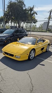 The classic character of the Ferrari 348 Spider