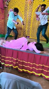 Garmi garmi dance #viral #trending #wedding #dance | Dancer Showrovi