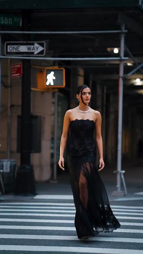 CFDA with @amazonfashion @amazoninfluencerprogram🖤 #amazonpartner | Toni Breidinger