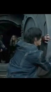 17K views · 389 reactions | The 100 was amazing. It should've ended way sooner. | THE-Movies | Facebook