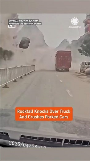 Huge Rocks Crush Trucks & Cars in China Landslide!