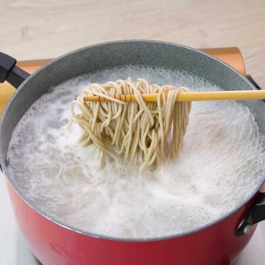 料理の基本！ 生そばのゆで方のレシピ動画・作り方 | デリッシュキッチン
