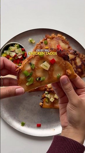 Crispy bbq chicken tacos